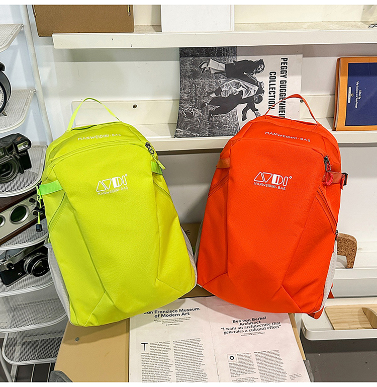 蓝色背包 便携轻便款 休闲旅行包详情图39