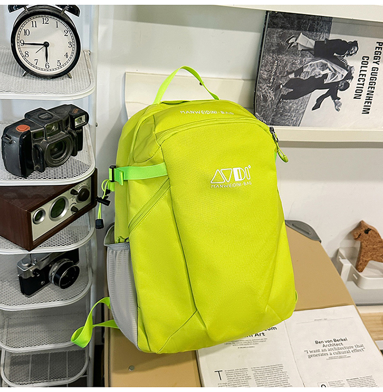 蓝色背包 便携轻便款 休闲旅行包详情图45