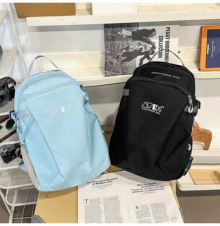 蓝色背包 便携轻便款 休闲旅行包详情图38