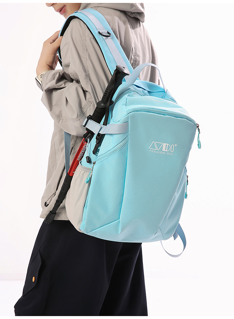 蓝色背包 便携轻便款 休闲旅行包详情图13