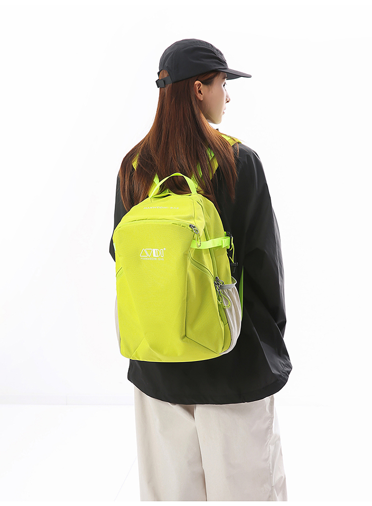 蓝色背包 便携轻便款 休闲旅行包详情图33